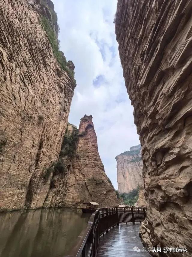 黄崖洞（外一首）｜罗 锋