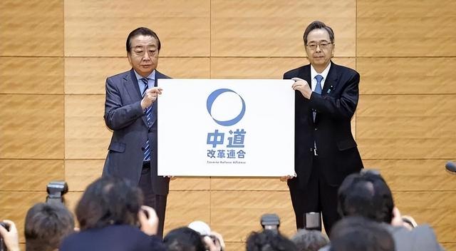 还差67席，高市流泪求支持	，第一继任者呼之欲出，中国收重大信号