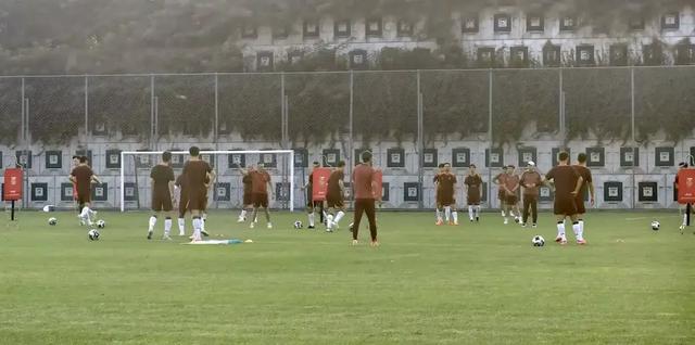 国足最新FIFA排名公布，战日本久尔杰维奇欲变阵
