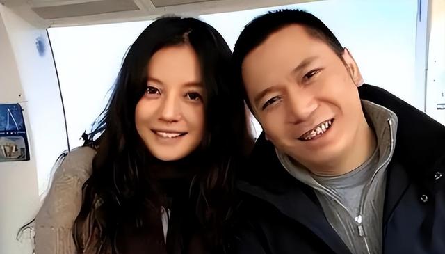 胃癌传闻真相大白半年，49岁赵薇再迎坏消息	，连累的何止闺蜜李湘