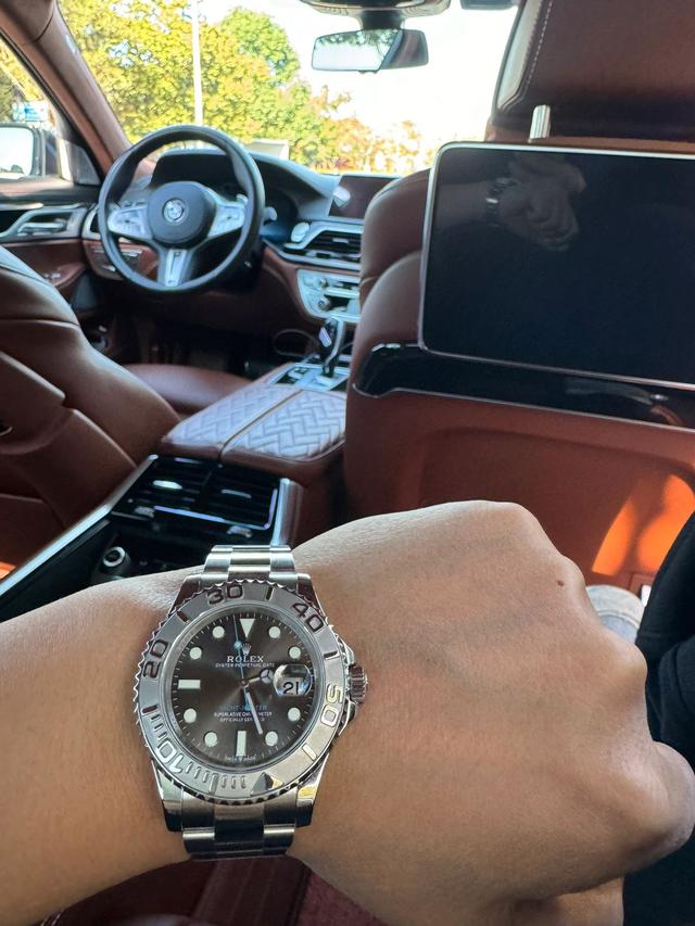 ���ã�������������ۼ�2600Ԫ���ˣ��Ա�ԭװ��࣬�޷�����