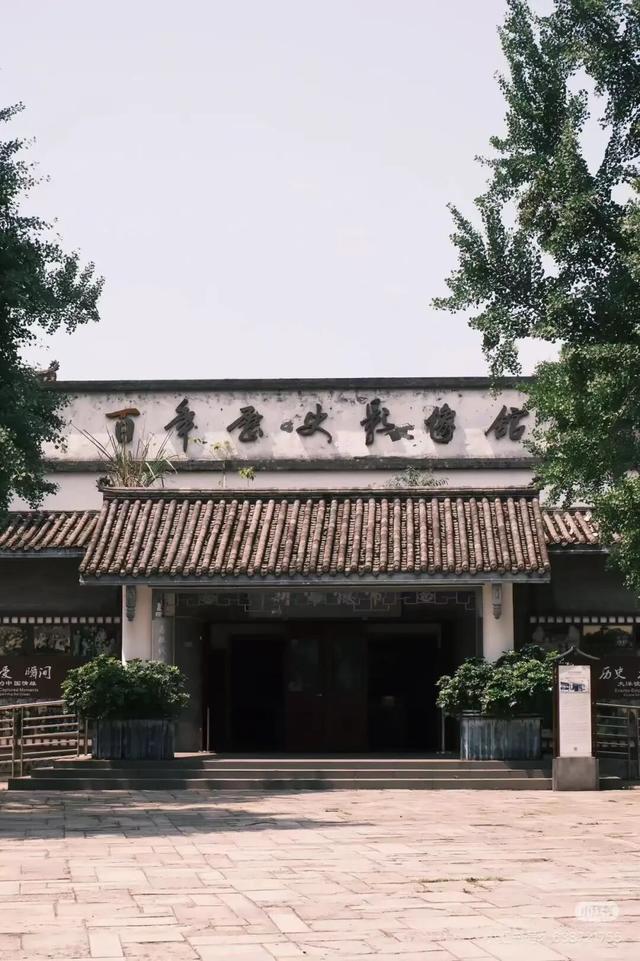 当天来回！新挖成都1H冷门徒步线，古道遛娃秘境吸氧！7元炫爽地道美食！
