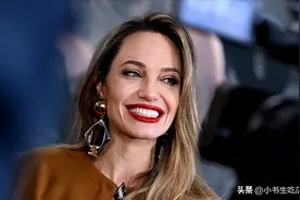 48岁朱莉美人迟暮，60岁皮特依旧帅气，两个女儿遗传他们的高颜值图片