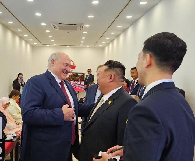 金正恩：中国的庆典也是我们的喜事