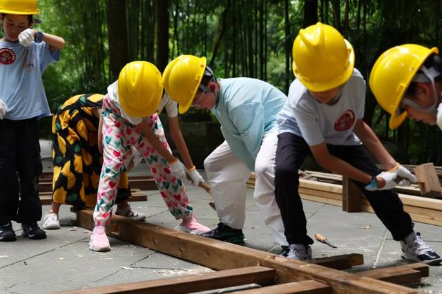 研学招募丨穿越回唐朝当建造师?杜甫请你帮他建茅屋啦!