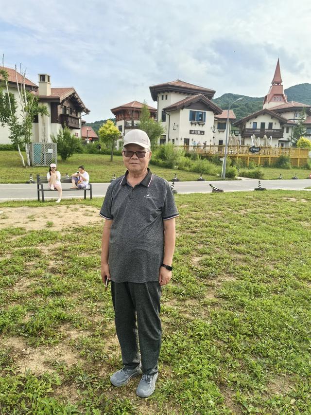 张家口赤城海坨山谷是有钱人的世界,普通人可以看看美景