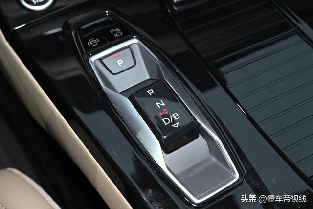 国产奥迪A6L e-tron实车