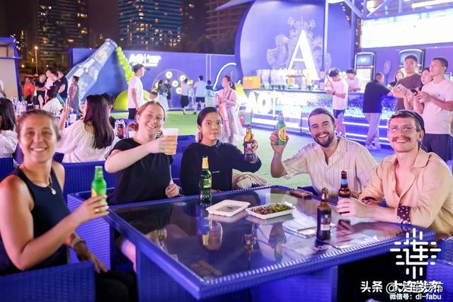 去海边！赴约时尚度100分的夏天