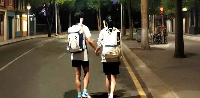 别再傻练了！羽毛球真正有效的训练方法在这5组训练里。