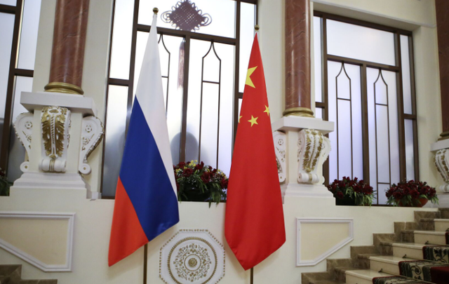 普京坐不住了？五常仅中国未入场	，美媒惊曝：中国正抄底俄罗斯？