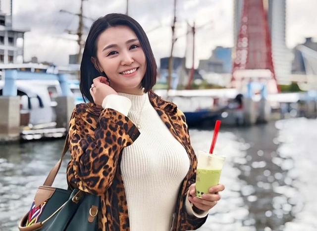 突发！香港知名女星放弃月薪7万港币工作，到大学担任高级经理