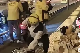 钱存定期，只为花他钱，胖猫跳江女友聊天记录“我想占有你的钱”图片