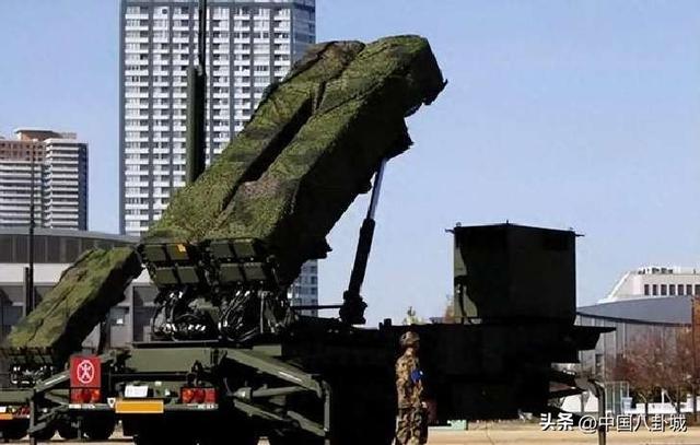 禁令生效，中方对日称呼已变，日本右翼调转枪口，对准高市早苗