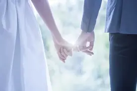 冷亲密：爱一个人越来越难了吗？图片