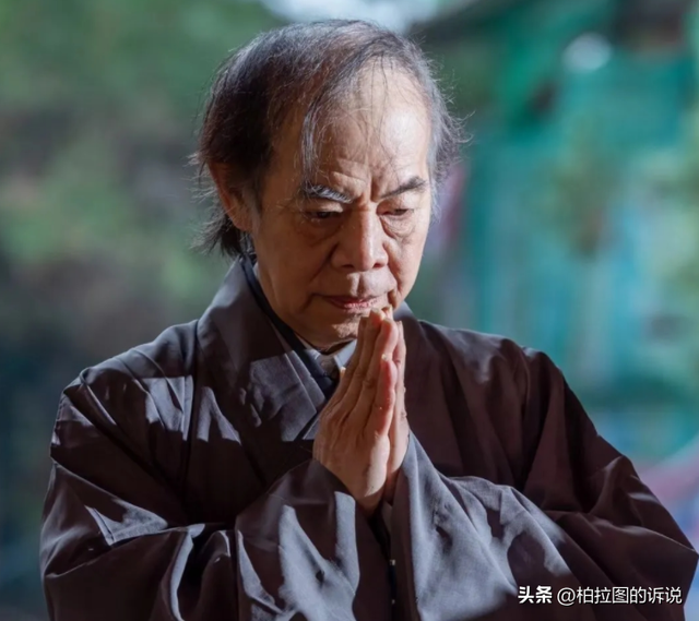 拔萝卜带泥！释永信倒台后，最惨的不是女明星，而是捐了46亿的他