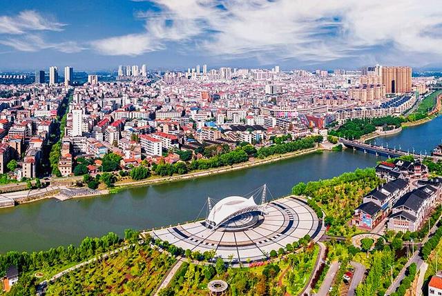 同样为长江中游的城市，岳阳为何没有发展成为武汉一样的大城市？