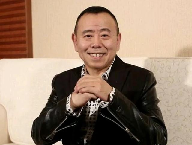 戏子误国？央媒点名痛斥，这6位艺人为捞金害惨老百姓，毫无底线