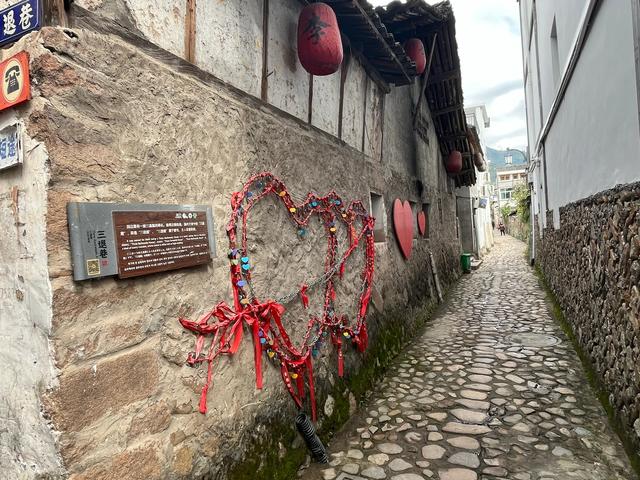 退休夫妻自驾温州永康之苍坡古镇、石桅岩、芙蓉古镇、丽水街