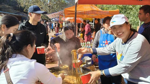 花最少的钱，看最美红叶，邢台佛照山，我们坐火车公交来啦
