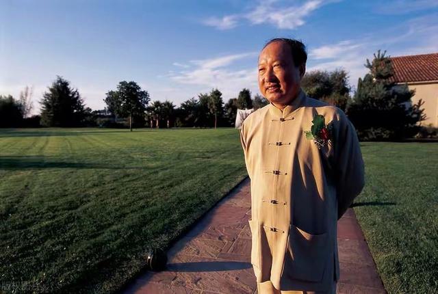 比恒大还惨！中国第二大民企轰然倒塌，负债7500亿，创始人被带走