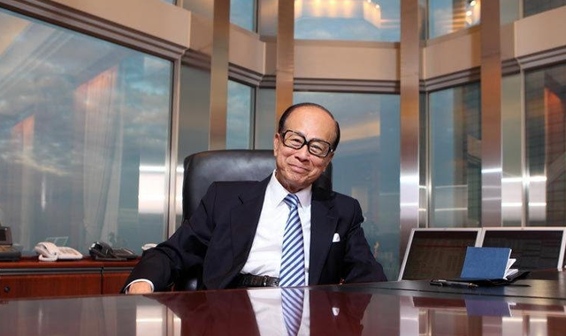 坏消息一个接一个，李嘉诚已经没有回头路，李氏家族暴亏781亿！