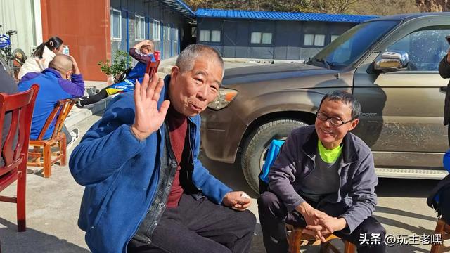 老虎队的故事46,第一面队旗