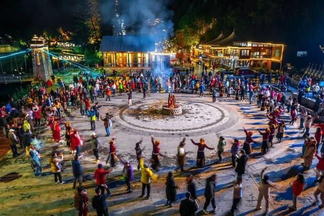 管他什么假，不放假也要来阿坝！