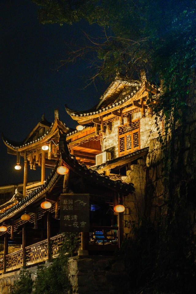 想玩点不一样，这个冬天，让我们去湘西过大年！