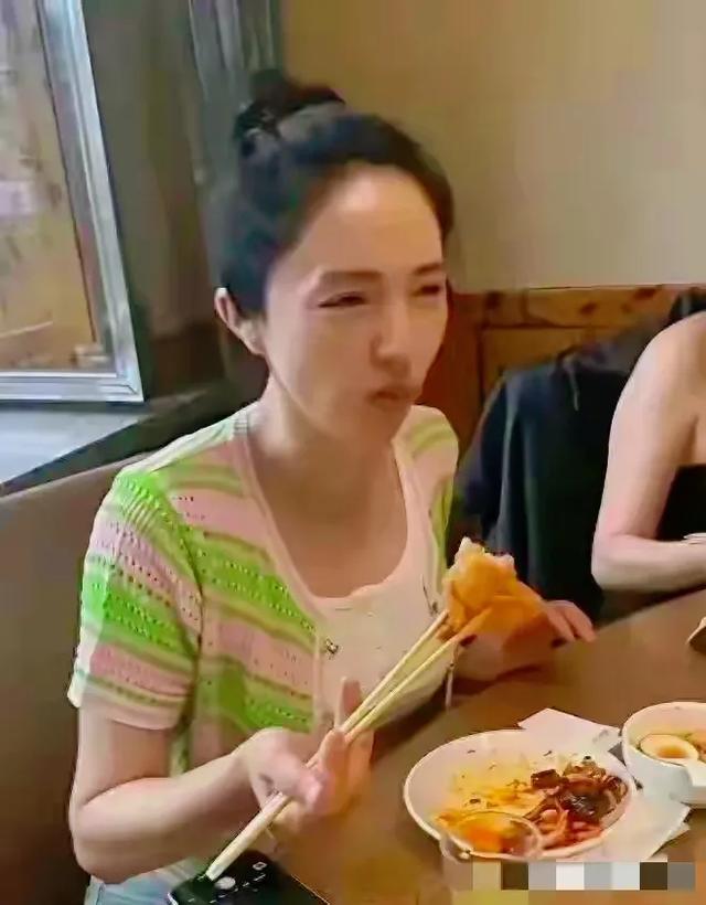 当年万人想娶的女神 如今咋老成这样 变化太大了 岁月无情真可怕啊