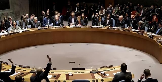 马斯克再搞事！Grokipedia叫板维基百科，AI百科偏右翼引争议