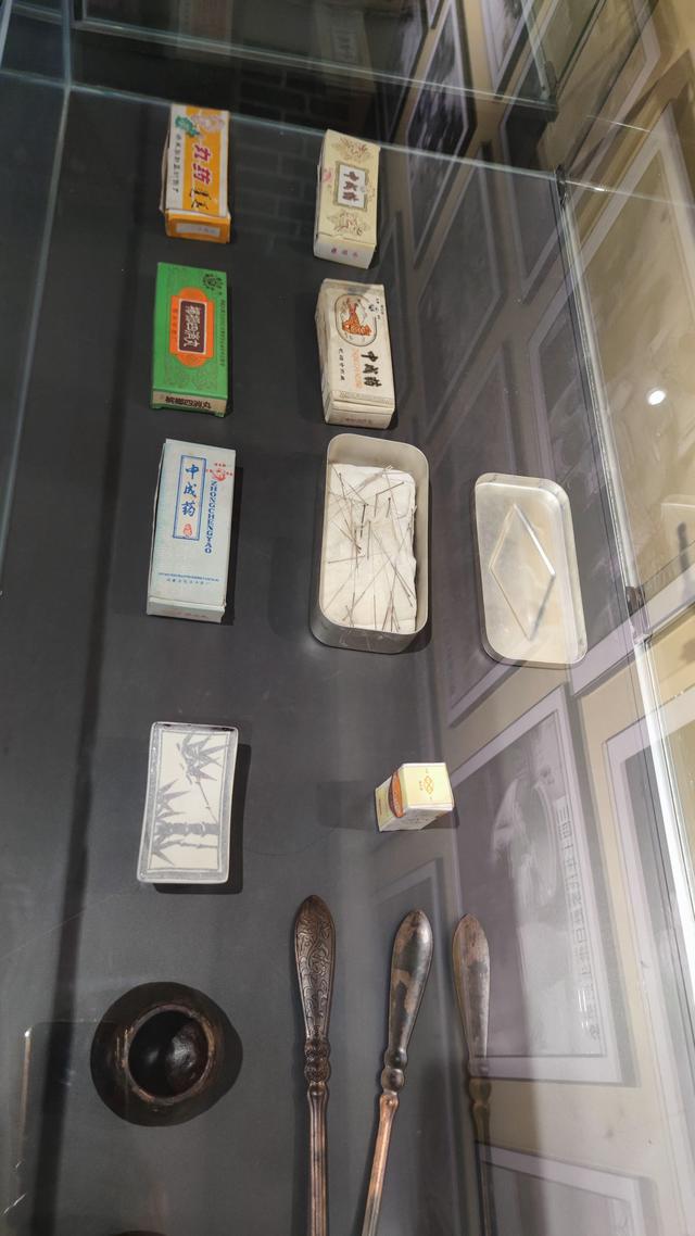 包头天下黄河第一村，靠着黄河边，风景还是不错的