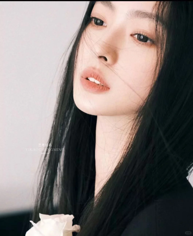 中戏艺考女生第一！郑佳慧！05年，身高170cm，长得高级气质出众