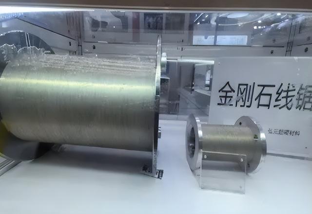 美国终于怕了,比稀土更致命的王牌,终于出手了！万斯：中国要冷静