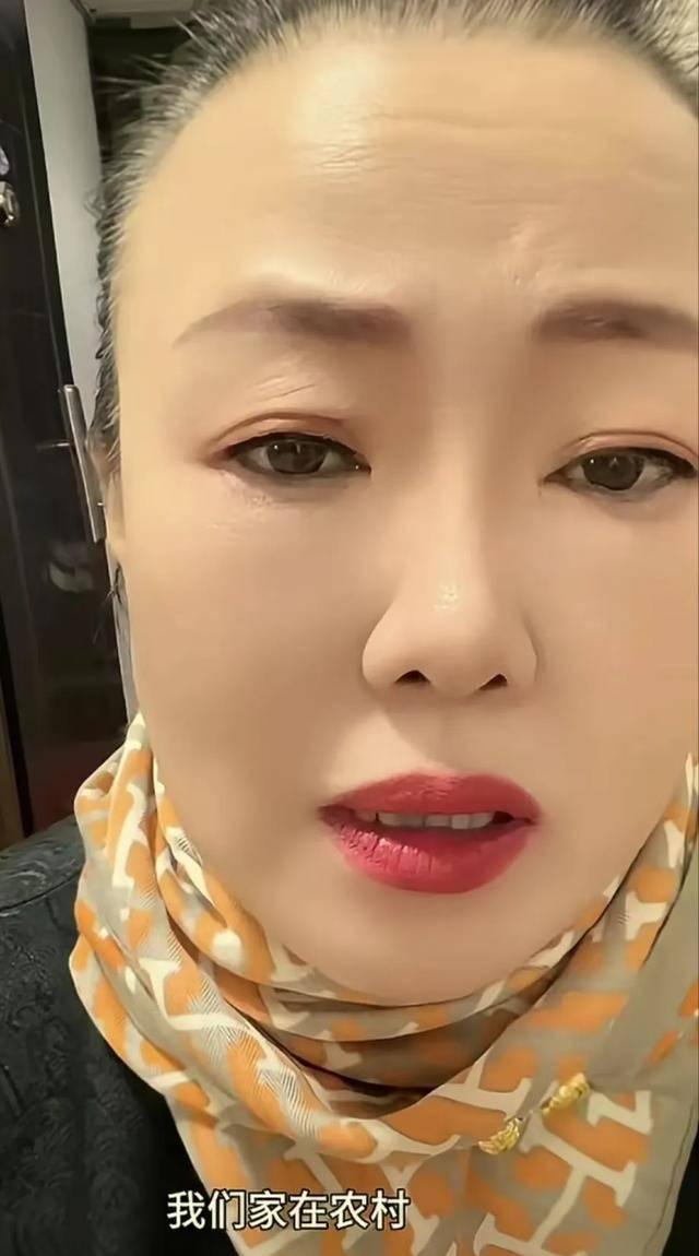 闫学晶就这样改写了自己的结局，留下的3个疑问	，是时候该解开了