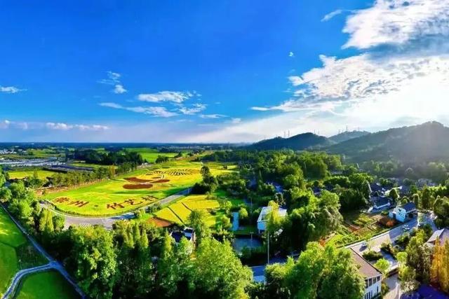 首个秋假怎么耍？不妨来一场从从容容、游刃有余的成都周边游