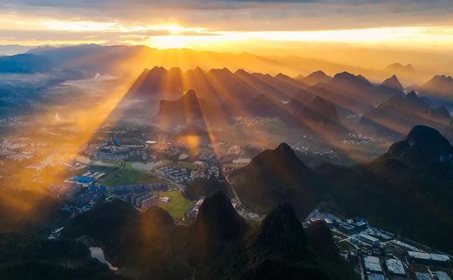 徐霞客笔下的桂林有多绝？这5条线路还原“明代旅行家”的同款体验