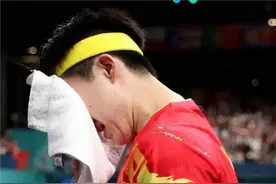 实锤了！王楚钦喜极而泣拥抱孙颖莎，韩朝两队友罕见握手寒暄图片