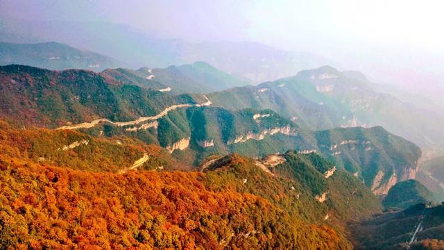 云丘山的秋天，是懂氛围感的！​​