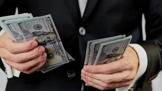 谈不拢就打，中国正式下达第77号令	，对日涨价开始，高市故作镇定