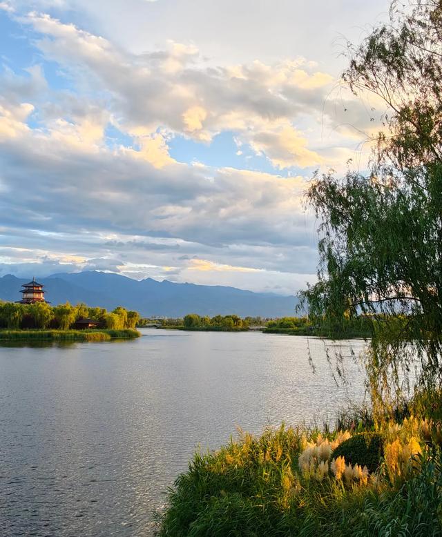 西安这个免费的“小江南”，景似西湖，人少还更有故事提起西安，