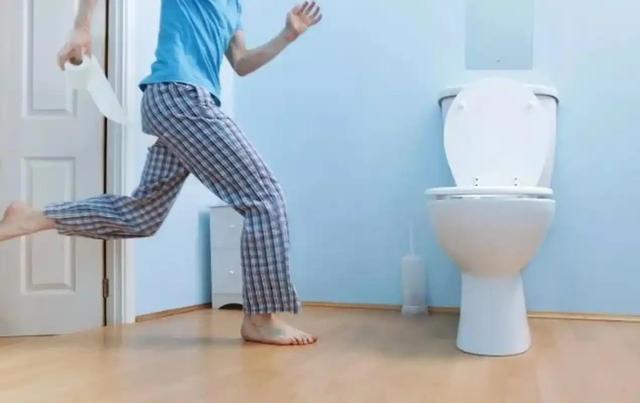 大便是结肠癌最好的“预警”!提示:出现这3个异常,多半是肠癌