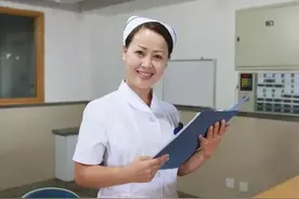 医院里的护士长具体管什么？有多大的权力？图片