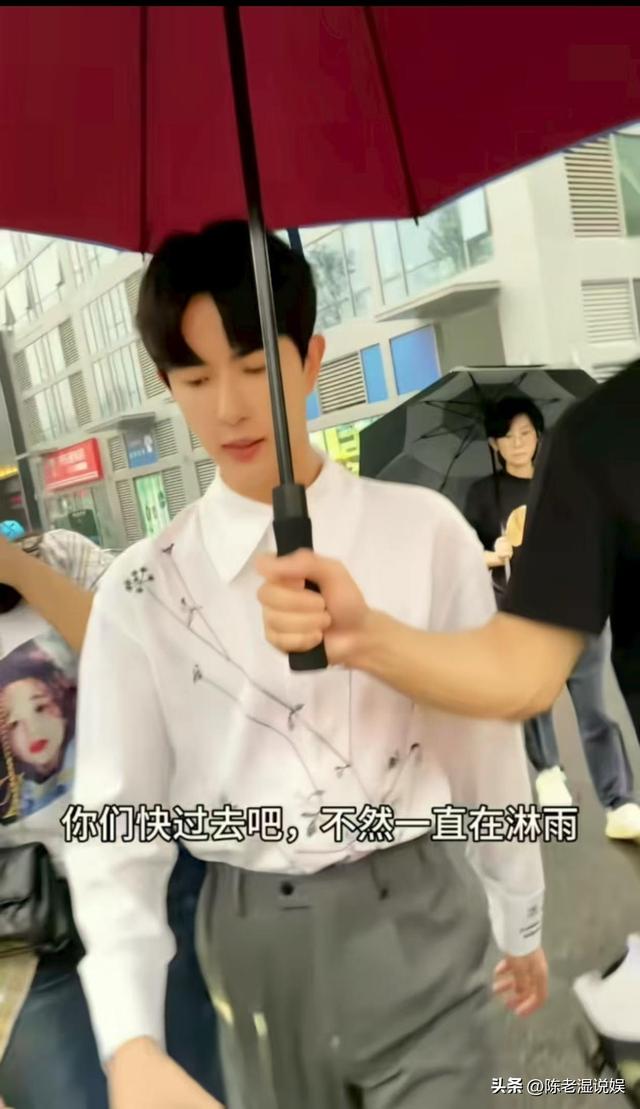 演都不演了！于朦胧离世3天后，恶心一幕出现了，李成儒遭殃