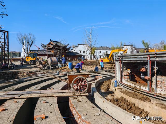 云梦祥云湾：徽派园喷泉舞台建设忙 将与老街联动焕新