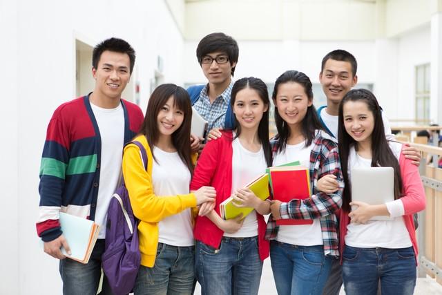 孩子上大学后，父母最大的成功，就是在4件事上少管孩子！