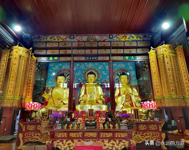 峨眉山万年寺， 白水秋风 圣寿万年
