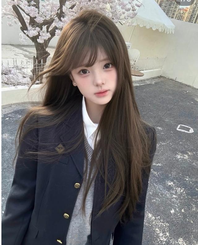 女人对你动了"情人瘾"，会藏不住这4个信号	，占一个就别装傻了