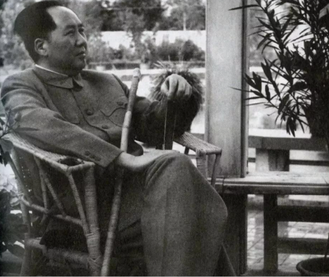 72年李敏怀孕，独自来中南海探亲，毛主席怒道：孔令华太不像话了