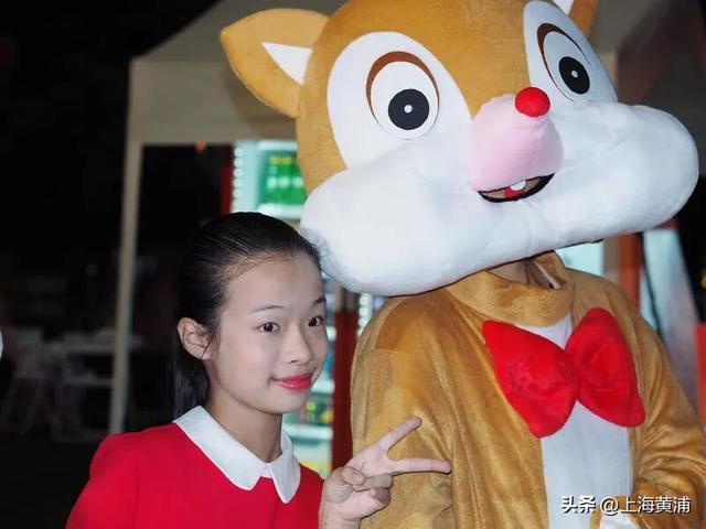 多图！一场跨越8天的光影森林“派对”已在黄浦滨江开启，大人小孩萌宠都能玩嗨！