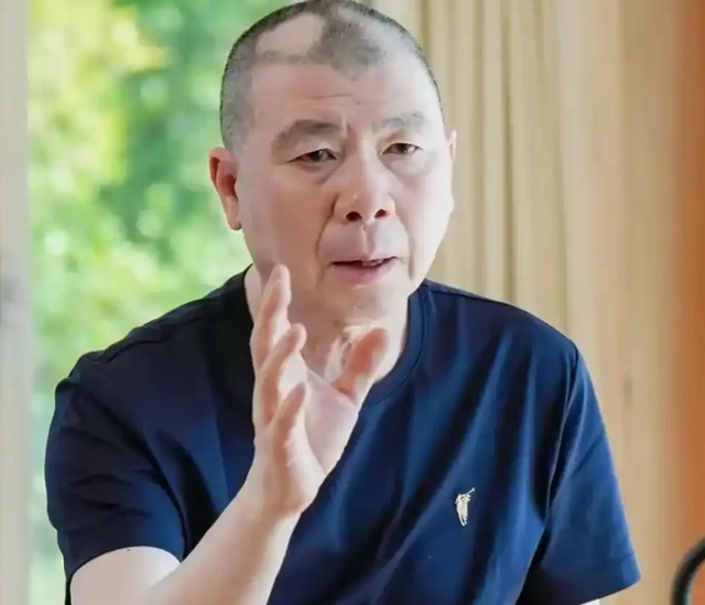 徐帆不再隐忍，高调回应和冯小刚离婚传闻，16字回应字字扎心
